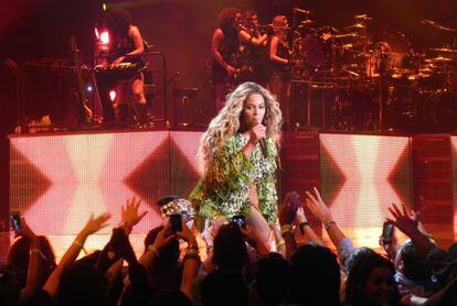 Beyoncé en Los Ángeles, Estados Unidos, en un concierto de la gira 'The Mrs. Carter Show'.