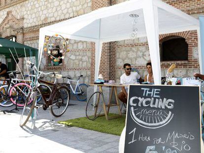 Mercado de bicicletas del &lsquo;Festibal con B de bici&rsquo;. 