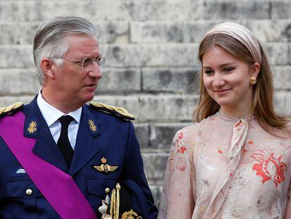 Mujeres guerreras: el uniforme militar femenino de diferentes