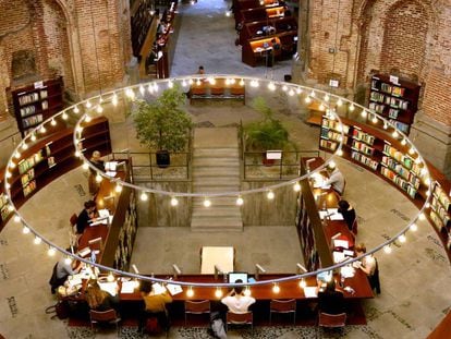 Biblioteca de la UNED en Madrid, donde María Dolores Díaz-Ambrona la fue vicerrectora.