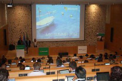 Responsables de 100 centros de innovación de Microsoft se reúnen en Palma de Mallorca durante el MIC summit 2012.