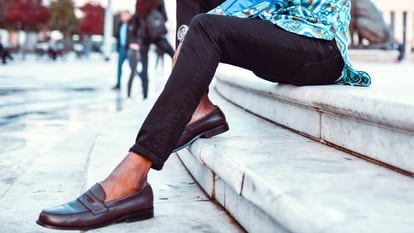 Cinco zapatos hombre sin lengüeta: prácticos, cómodos elegantes | Escaparate | EL PAÍS