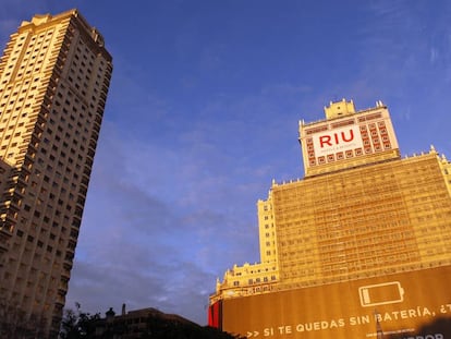 Riu reanuda los trabajos del Edificio España con permiso de la juez