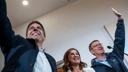 El candidato del PPCV a Presidente de la Generalitat Valenciana, Carlos Mazón, junto a la candidata a la Alcaldía de Valencia, Maria José Catalá y el presidente del PP, Alberto Núñez Feijóo.