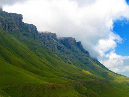 Los montes Drakensberg, en la frontera noreste de Lesoto con Sudáfrica.