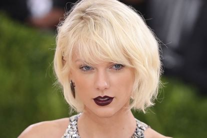 Taylor Swift, una de las últimas en sumarse a la fiebre platino.