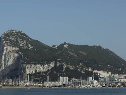 Gibraltar deberá firmar los acuerdos internacionales contra el contrabando de tabaco en 2020