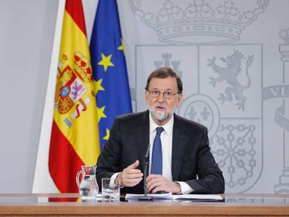 Mariano Rajoy en la comparecencia tras presentar el PSOE la moción de censura.
 