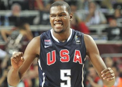 Durant celebra la victoria en la final del Mundial de Turquía