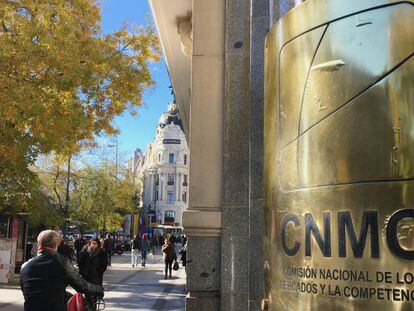 La Audiencia anula la multa de 58 millones que la CNMC impuso a varias papeleras por cartel