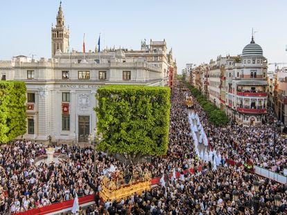 Procesión del Santo Entierro Grande, el sábado 8 de abril del año pasado en Sevilla.
