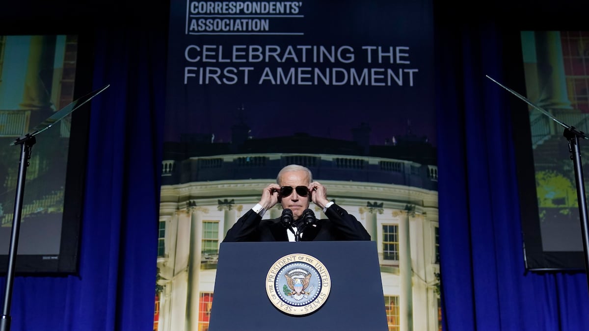 BIDEN EN CAMPAÑA.  HOMENAJE A LA PRENSA LIBRE..!!..