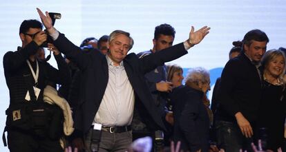 El candidato peronista Alberto Fernández, durante la noche electoral en Buenos Aires.