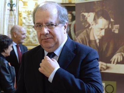 El expresidente de la Junta de Castilla y León Juan Vicente Herrera, durante la presentación de los actos del Centenario del nacimiento de Miguel Delibes.