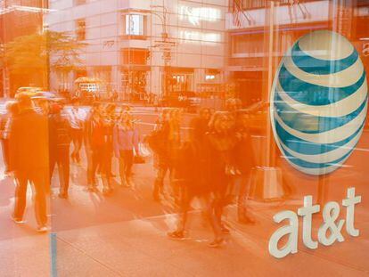 Una tienda del operador de móvil AT&T en Nueva York