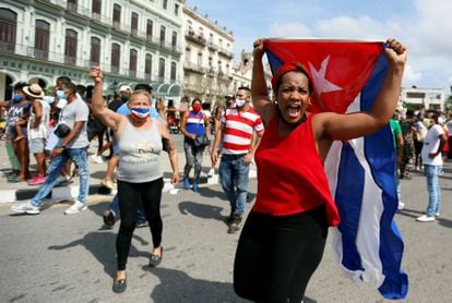 Contraprotesta organizada por el Gobierno cubano en La Habana tras las manifestaciones de la oposición el pasado 11 de julio.