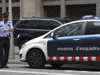 Agentes de los Mossos d'Esquadra, en una imagen de archivo.