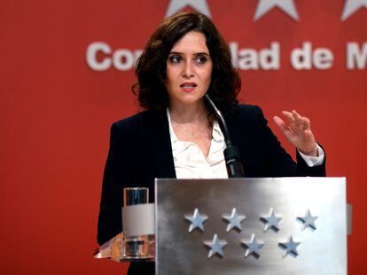 La presidenta de la Comunidad de Madrid, Isabel Díaz Ayuso, comparece en rueda de prensa en la Casa Real de Correos, en Madrid, (España), el pasado 21 de octubre.