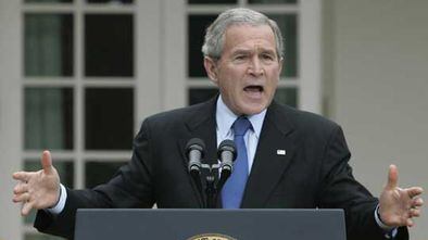 El presidente de EE UU, George W. Bush, durante su rueda de prensa de hoy en la Casa Blanca.