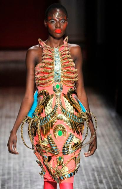 Uno de los modelos de Manish Arora.