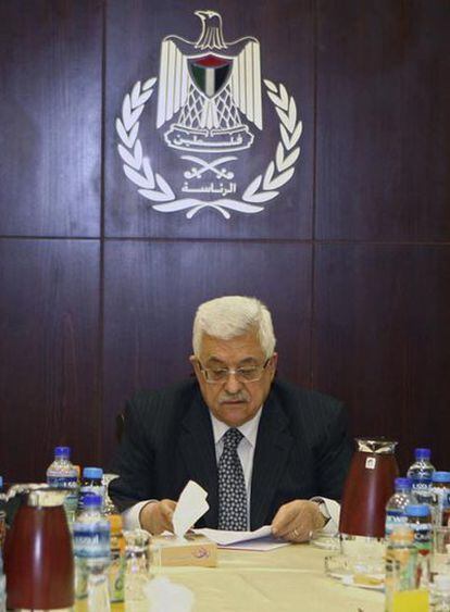 El presidente palestino, Mahmud Abbas, preside la reunión del comité ejecutivo del partido Al Fatah, hoy en Ramala