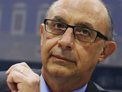 España envía a la UE un plan de ajuste de 102.000 millones hasta 2014