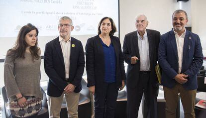 Los candidatos a la alcaldía de Barcelona, antes del debate sobre vivienda.