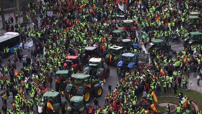 Agricultores y tractores en las calles de Madrid el pasado mes de febrero.