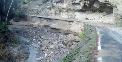 Carreteras dañadas por un temporal en Málaga.