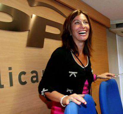 La exalcaldesa de Orihuela, Mónica Lorente, en una reunión provincial del PP.