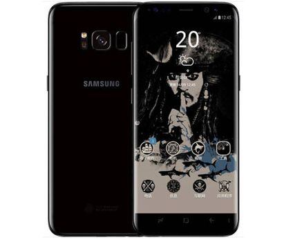Galaxy S8 con fondo de Piratas del Caribe