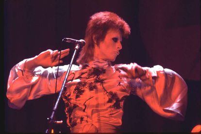 David Bowie durante una actuación en 1973.