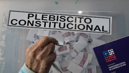 Aspecto de la votación para aprobar o rechazar el nuevo proyecto de constitución, en Santiago, Chile. En septiembre de 2022.