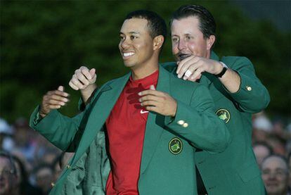 Tiger Woods gana el Masters de Augusta de 2005.
