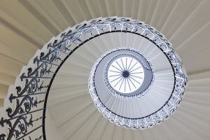 La hipnótica Tulip Staircase de la Queen's House de Greenwich, en Londres.