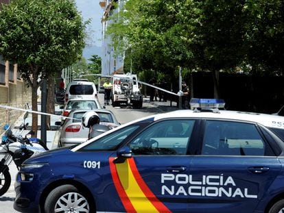 Cordón policial en la zona de Marbella donde fue asesinado David Ávila, 'Maradona', en mayo de 2018.