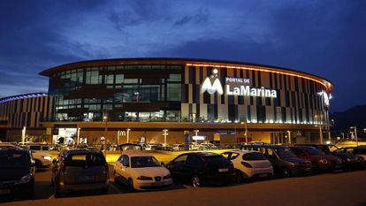 Centro comercial Portal de la Marina de Ondara de Lar España.