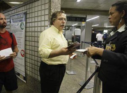 Luis Herrero, a su llegada al aeropuerto de São Paulo