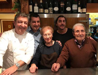 LA FAMILIA ROCA EN CAN ROCA / CAPEL