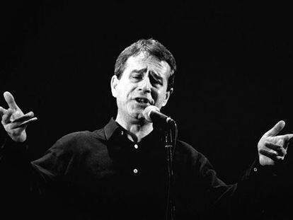 Ovidi Montllor en un concert el 1991.
