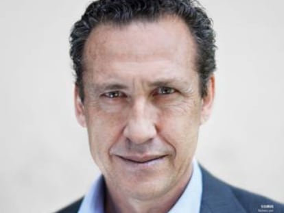 Jorge Valdano protagonizó la primera portada de la revista Líbero lanzada en el verano de 2012