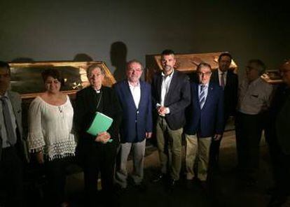 El conseller Santi Vila, amb membres del plenari del Consorci del Museu de Lleida.