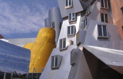 El Stata Center, en el Massachusetts Institute of Technology, obra de Frank Gehry.