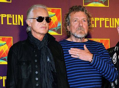 Jimmy Page (izquierda) y Robert Plant, de Led Zeppelin, en 2007 en Londres. 