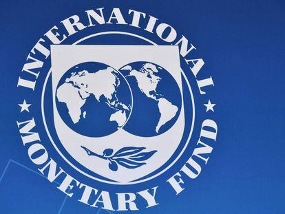 El símbolo del FMI, el pasado abril en su sede, en Washington.