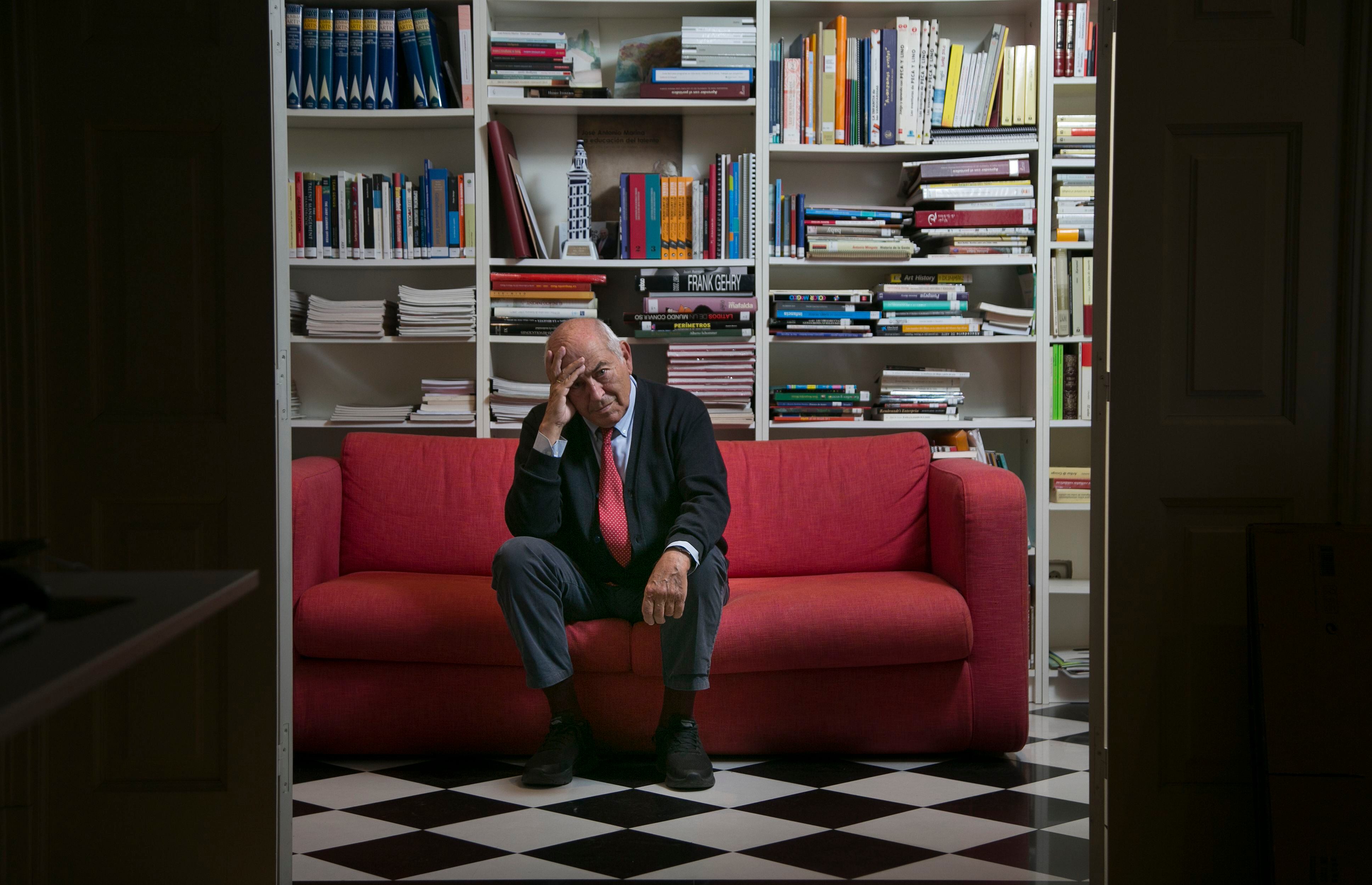 El filósofo, catedrático y escritor toledano, fotografiado en Madrid.