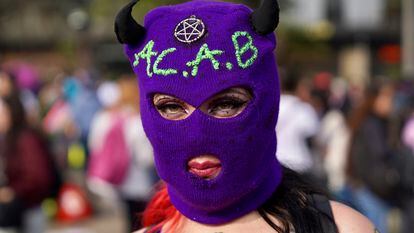 Colectivos y organizaciones feministas salieron a marchar masivamente durante la jornada del del 8-M.