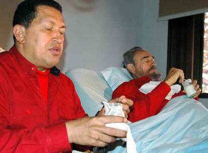 Chávez y Castro, en la visita que el primero realizó al líder cubano en agosto pasado.
