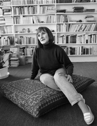 La escritora Eva Figes, en 1993.
