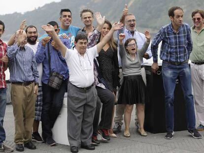 El equipo de la pelicula 'Campeones', en el Festival de Cine de San Sebastián. A la derecha de la foto, Álvaro Longoria, director del documental. 